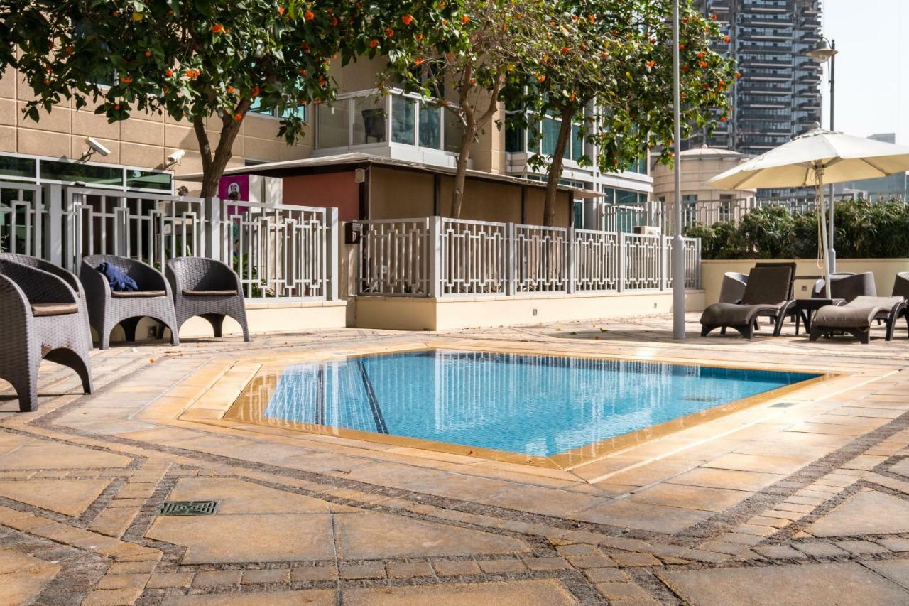 Maison Privee - Exclusive Apt With Burj Khalifa Next Door Dubai Dış mekan fotoğraf